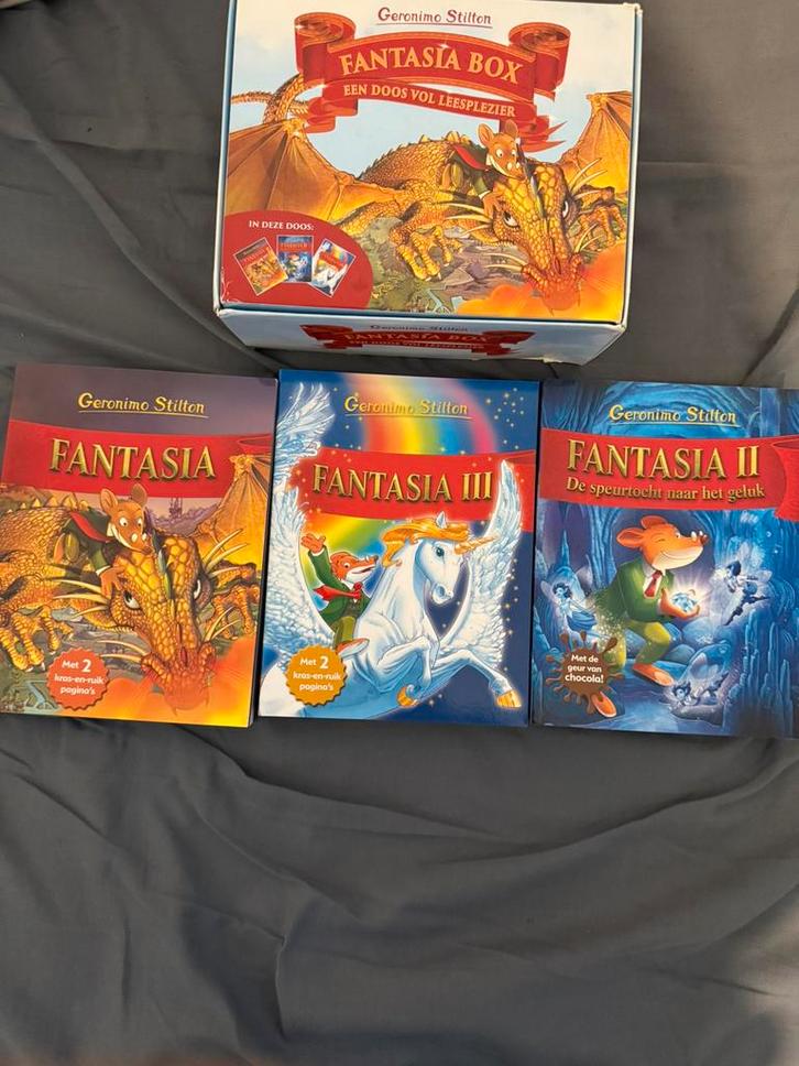 Fantasia box - Geronimo Stilton (Boeken 1 2 3 ), Boeken, Kinderboeken | Jeugd | 10 tot 12 jaar, Zo goed als nieuw, Ophalen