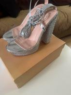 Zilver kleurige hakken maat 38 nieuw met doos, Pumps, Overige kleuren, Nieuw, Ophalen of Verzenden