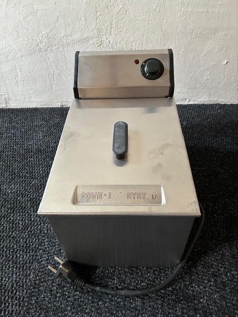 Fritel frituurpan, Witgoed en Apparatuur, Frituurpannen, Gebruikt, 4 liter of meer, Uitneembare binnenpan, Ophalen