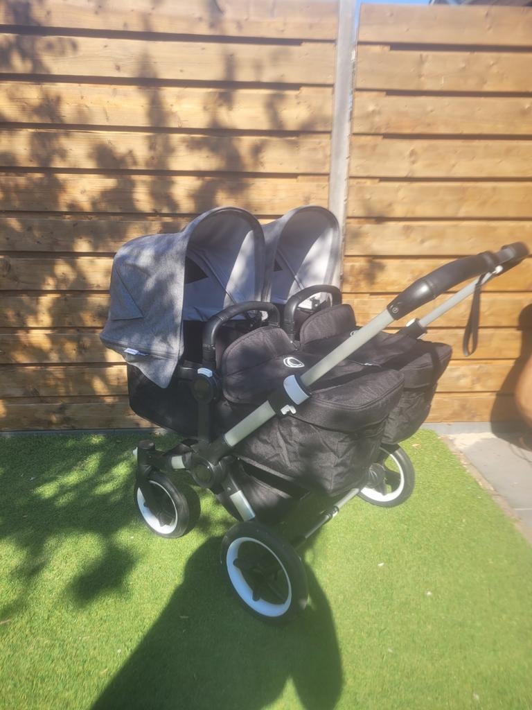 Zeer complete bugaboo donkey 3 twin, Kinderen en Baby's, Kinderwagens en Combinaties, Ophalen, Bugaboo, Verstelbare duwstang