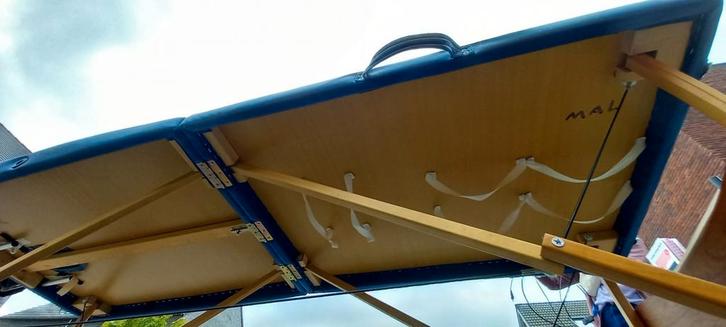 Massagetafel met toebehoren, Sport en Fitness, Massageproducten, Ophalen