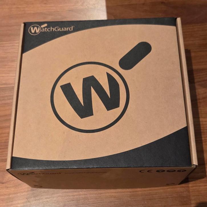 firewall: watchguard firebox T25 + rackmount, Computers en Software, Antivirus- en Beveiligingssoftware, Nieuw, Ophalen of Verzenden
