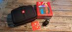 Nieuwstaat: Nintendo switch OLED red/blue met game + extra's, Switch OLED, Met 2 controllers, Ophalen of Verzenden, Zo goed als nieuw