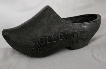 Metalen klompje wo2 hongerwinter ?1944 1945  beschikbaar voor biedingen