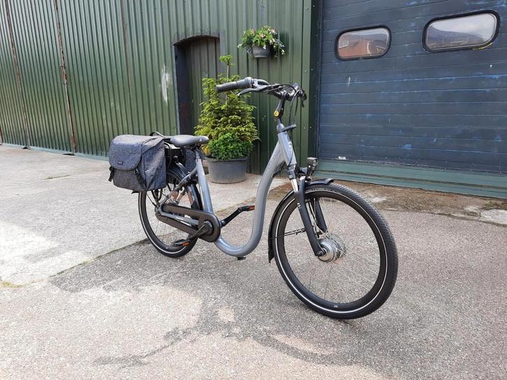 Electrische damesfiets lage instap, Fietsen en Brommers, Elektrische fietsen, Zo goed als nieuw, Overige merken, Minder dan 47 cm