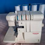 Singer 14U454B Overlockmachine -zonder pedaal, Hobby en Vrije tijd, Naaimachines en Toebehoren, Ophalen of Verzenden, Gebruikt