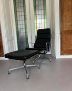 Vitra EA222 + voetenbank EA223 Charles Ray Eames zwart leer, Ophalen, Zo goed als nieuw, Zwart