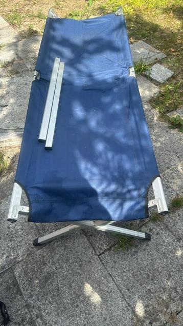 Stretcher beschikbaar voor biedingen