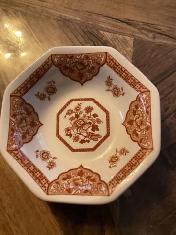 Vintage Royal Staffordshire Schotel ( hexagon model ) beschikbaar voor biedingen