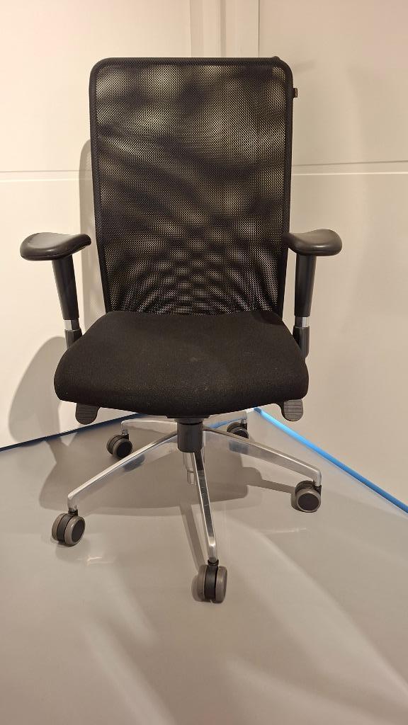 Ergonomische bureaustoel, zwart, merk Markant, Huis en Inrichting, Bureaustoelen, Gebruikt, Bureaustoel, Zwart, Ergonomisch, Ophalen