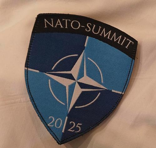 Navo Top patch, Verzamelen, Speldjes, Pins en Buttons, Zo goed als nieuw, Overige onderwerpen, Ophalen of Verzenden
