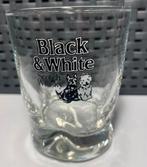 Black & White scotch whisky glas. H. 9 cm., Ophalen of Verzenden, Zo goed als nieuw, Borrel- of Shotglas