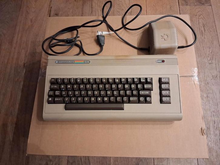 Commodore 64 - Retro Computer, Computers en Software, Vintage Computers, Ophalen