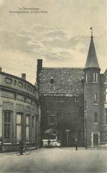 (301-206-027) Den Haag Gevangenpoort beschikbaar voor biedingen