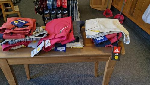 Partij van 𝟭𝟬 𝗡𝗜𝗘𝗨𝗪𝗘 𝗿𝗶𝗷𝗯𝗿𝗼𝗲𝗸𝗲𝗻., Dieren en Toebehoren, Paardrijkleding, Nieuw, Dames, Kinderen, Ophalen of Verzenden