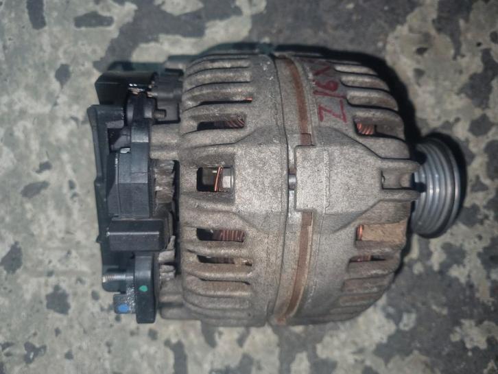 Dynamo Opel Astra H 1.6 16V Twinport 2006 55556067, Auto diversen, Overige Auto diversen, Ophalen of Verzenden