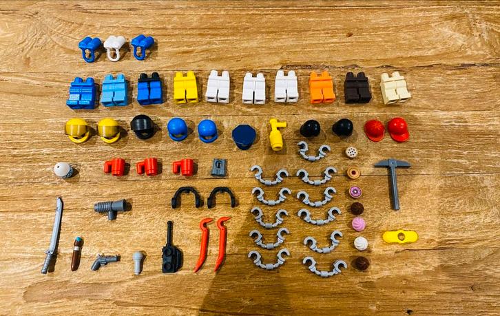 Partijtje Lego blokjes, lampjes & minifig onderdelen, Kinderen en Baby's, Speelgoed | Duplo en Lego, Zo goed als nieuw, Lego, Losse stenen
