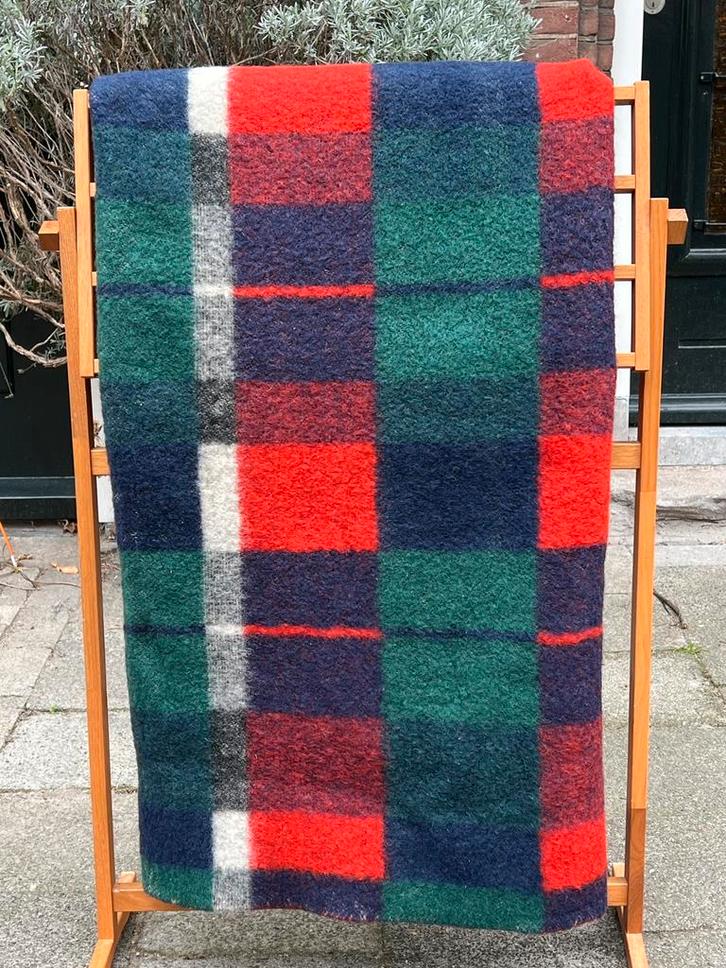 Vintage deken scheerwol Hollands glorie ruit blauw rood groe, Huis en Inrichting, Woonaccessoires | Plaids en Woondekens, Gebruikt