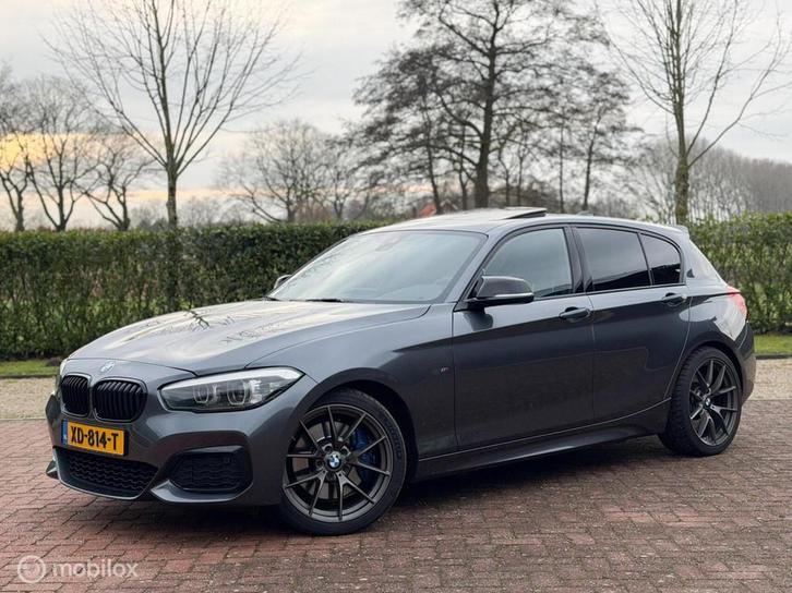 BMW M140i 340pk M-Perform Pano Stoel/Stuurverw Apple carplay, Auto's, BMW, Bedrijf, Te koop, 1-Serie, ABS, Airbags, Airconditioning