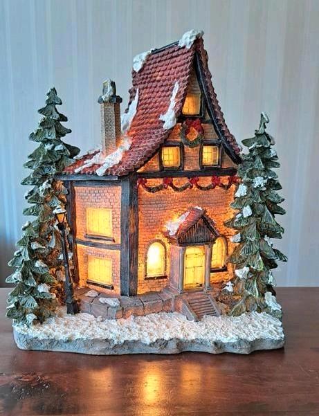 Prachtig, groot Kerstdorp Huis met Lichtjes!, Diversen, Kerst, Zo goed als nieuw, Ophalen of Verzenden