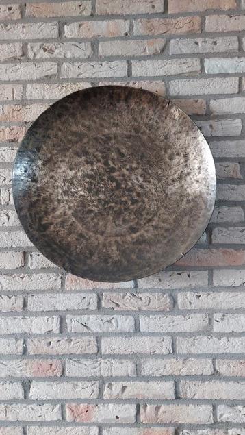 Smeedijzeren sierschaal beschikbaar voor biedingen