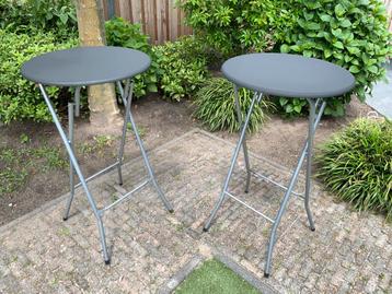 Twee hangtafels statafels te huur (diameter 60cm) beschikbaar voor biedingen