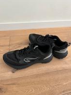 Bijna nieuwe zwarte Kiprun hardloopschoenen GRIP maat 44, Overige merken, Hardloopschoenen, Ophalen of Verzenden, Zo goed als nieuw