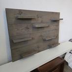 Wandbord  met plankjes, Ophalen