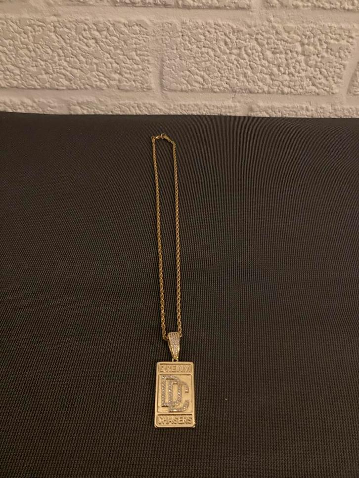 Dream Chasers Gouden Ketting met Hanger, Sieraden, Tassen en Uiterlijk, Kettinghangers, Nieuw, Goud, Goud, Overige voorstellingen