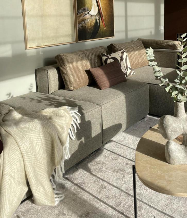 Return to Sender Plaid - nieuw, zandkleurig, 130cmx170cm, Huis en Inrichting, Woonaccessoires | Plaids en Woondekens, Nieuw, Ophalen of Verzenden