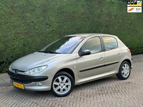 Peugeot 206 1.4-16V /LEER/AIRCO/LMVELGEN/RIJDTGOED/, Auto's, Peugeot, Bedrijf, Te koop, ABS, Airbags, Airconditioning, Centrale vergrendeling