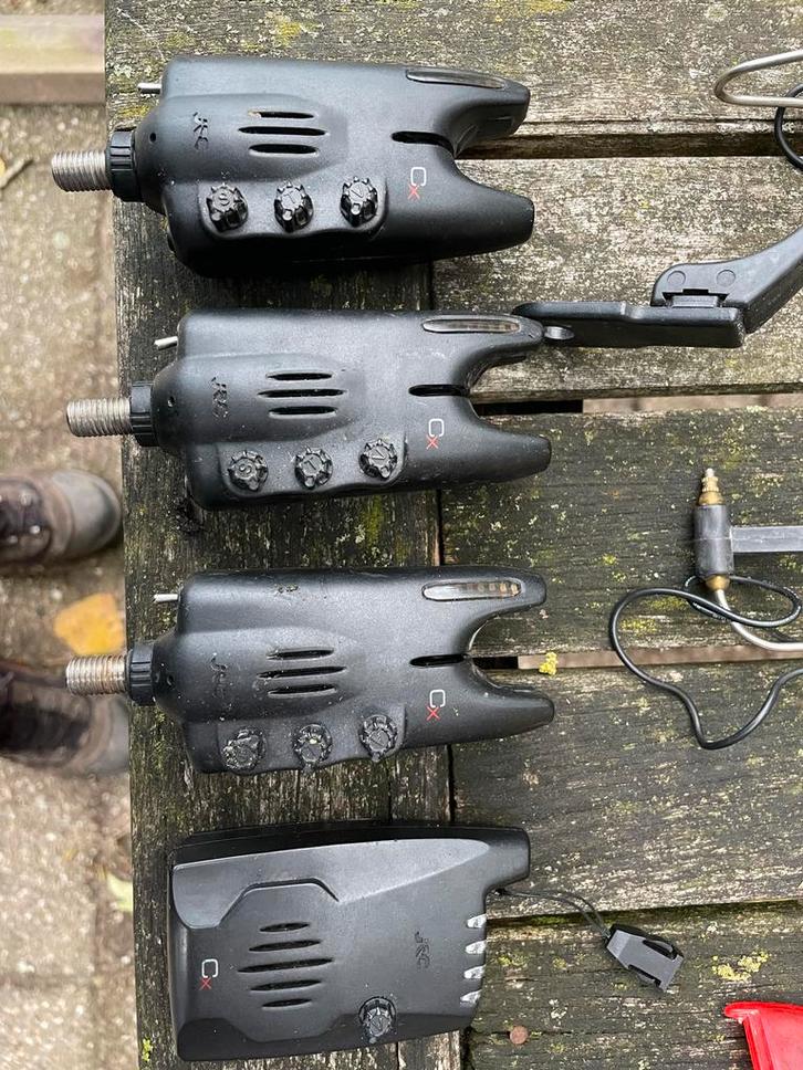 3 JRC CX Beetmelders + Station, Watersport en Boten, Hengelsport | Karpervissen, Zo goed als nieuw, Overige typen, Ophalen of Verzenden