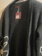 Grijze  lang vest met bloemen - Nieuw!, Kleding | Dames, Truien en Vesten, Ophalen of Verzenden, Nieuw, Maat 38/40 (M), Grijs