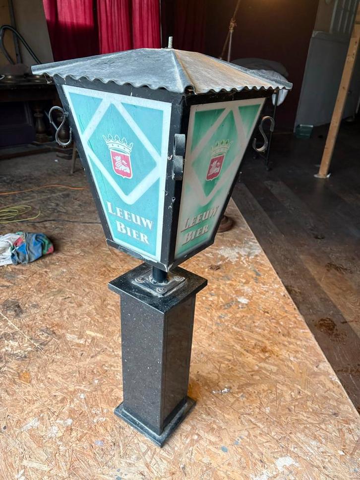 Leeuw Bier Lichtreclame Lantaarn, Antiek en Kunst, Antiek | Lampen, Ophalen