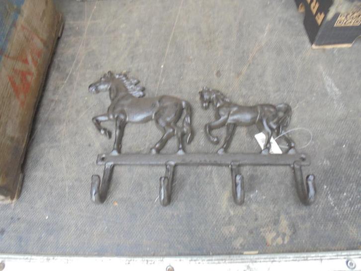 wandhaak met paarden, Huis en Inrichting, Woonaccessoires | Kapstokken, Nieuw, Wandkapstok, Minder dan 100 cm, Metaal, Ophalen of Verzenden