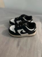 Nike Dunk Low kinderschoenen maat 22, Ophalen, Gebruikt, Jongetje of Meisje, Schoentjes
