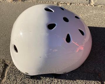 helm, size 50-56 cm beschikbaar voor biedingen