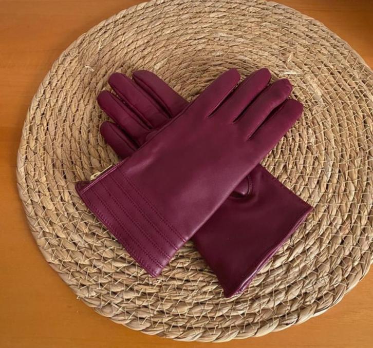 Classy leren handschoenen Maat 7,5, Kleding | Dames, Mutsen, Sjaals en Handschoenen, Nieuw, Handschoenen, Ophalen of Verzenden