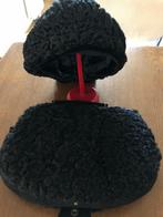 Antiek astrakan mutsje en mof, Ophalen of Verzenden, Dames, Ziet er nog heel mooi uit