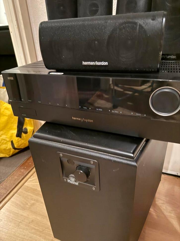 Harman kardon 5.1 set met versterker en magnat omega 250 sub, Audio, Tv en Foto, Home Cinema-sets, Overige spelers, 70 watt of meer