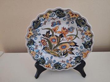 Makkumer Aardewerk Wandbord, gemerkt FH  en 1169 , w.s.1940 beschikbaar voor biedingen