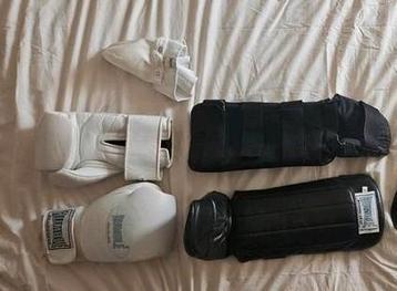 Rumble kickboks of Krav Maga set beschikbaar voor biedingen