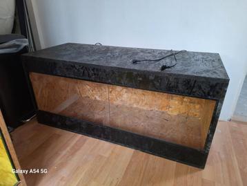 Terrarium  beschikbaar voor biedingen