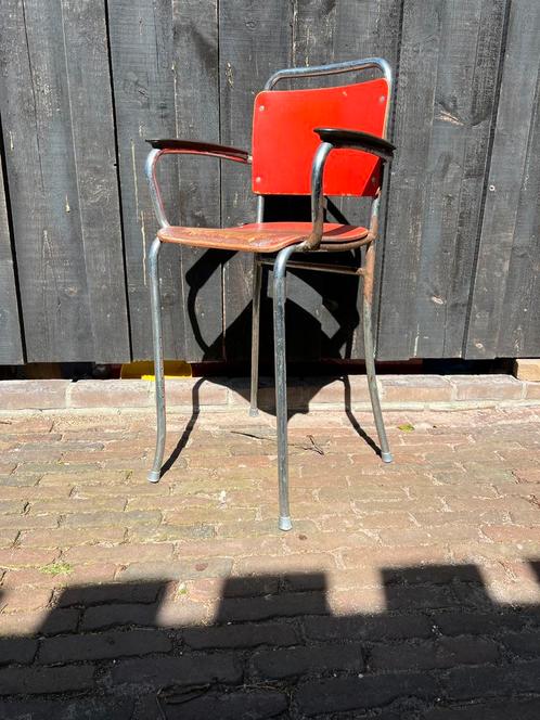 Gispen kinderstoel opknapper maar zo leuk en praktisch., Kinderen en Baby's, Kinderstoelen, Zo goed als nieuw, Overige typen, Ophalen