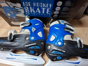Nijdam verstelbare ijshockey kinderschaats beschikbaar voor biedingen