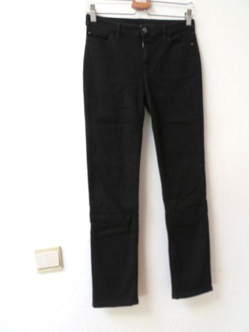 F75 EMPORO ARMANI jeans broek zwart maat 28, Kleding | Dames, Spijkerbroeken en Jeans, Zo goed als nieuw, W28 - W29 (confectie 36)