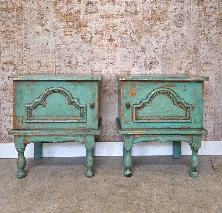 Twee prachtige India Ibiza stijl nachtkastjes, Huis en Inrichting, Woonaccessoires | Kandelaars en Kaarsen, Ophalen