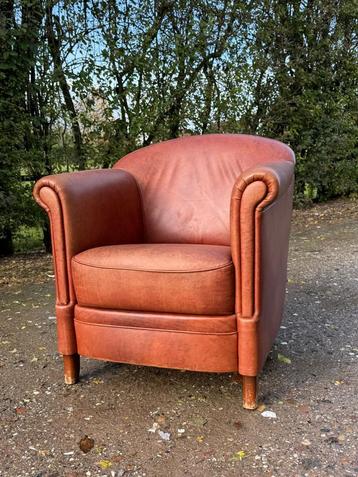 Vintage Leren Fauteuil beschikbaar voor biedingen