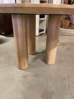 Showroommodel l Tafel Nantes | Room108 | v €1983 v €990, Ophalen, Zo goed als nieuw, Rond, Eikenhout