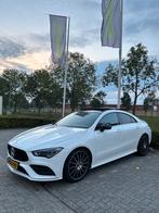 Mercedes-Benz CLA 200 PANO/AMG 163pk 7G-DCT 2020 Wit, Auto's, Mercedes-Benz, 4 cilinders, Particulier, 1600 kg, Sedan